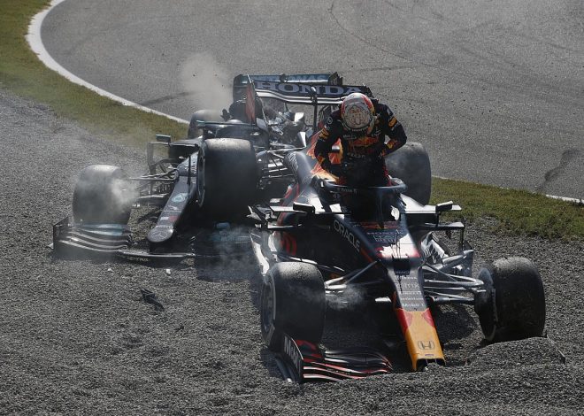 F1 : Max Verstappen se moque de la FIA lors d&rsquo;une conférence de presse improvisée face à des soucis de voix