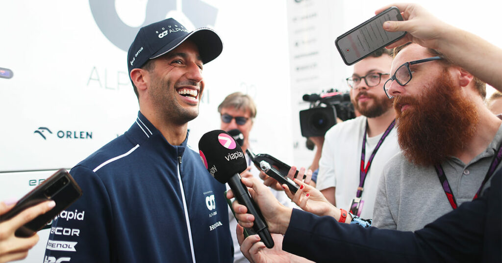 découvrez comment daniel ricciardo conclut sa saison dans le monde de la formule 1. analyse de ses performances, moments forts et perspectives pour l'avenir.