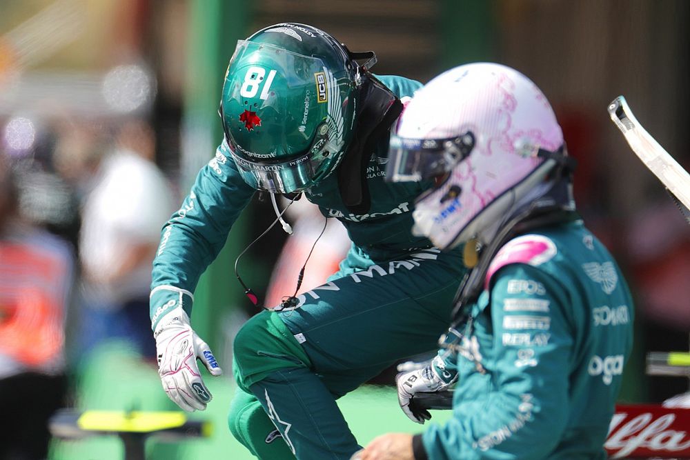 découvrez comment stroll a établi un nouveau record impressionnant, redéfinissant les normes dans son domaine et captivant l'attention du public. ne manquez pas cette actualité marquante !