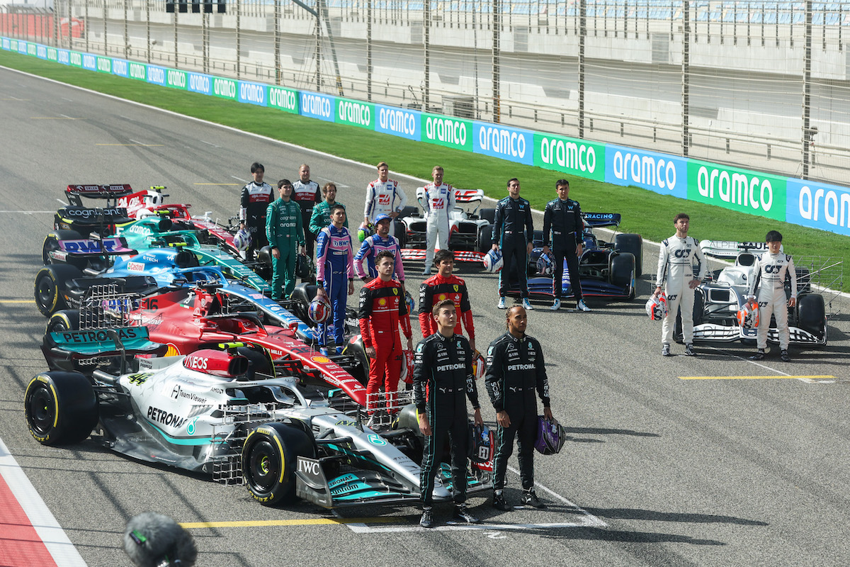 Un pilote de Formule 1 champion du monde se moque du Paris Saint-Germain