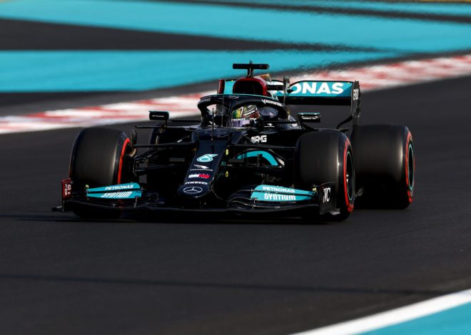 Mercedes F1 : Les ajustements techniques en jeu dans les défis rencontrés par Hamilton
