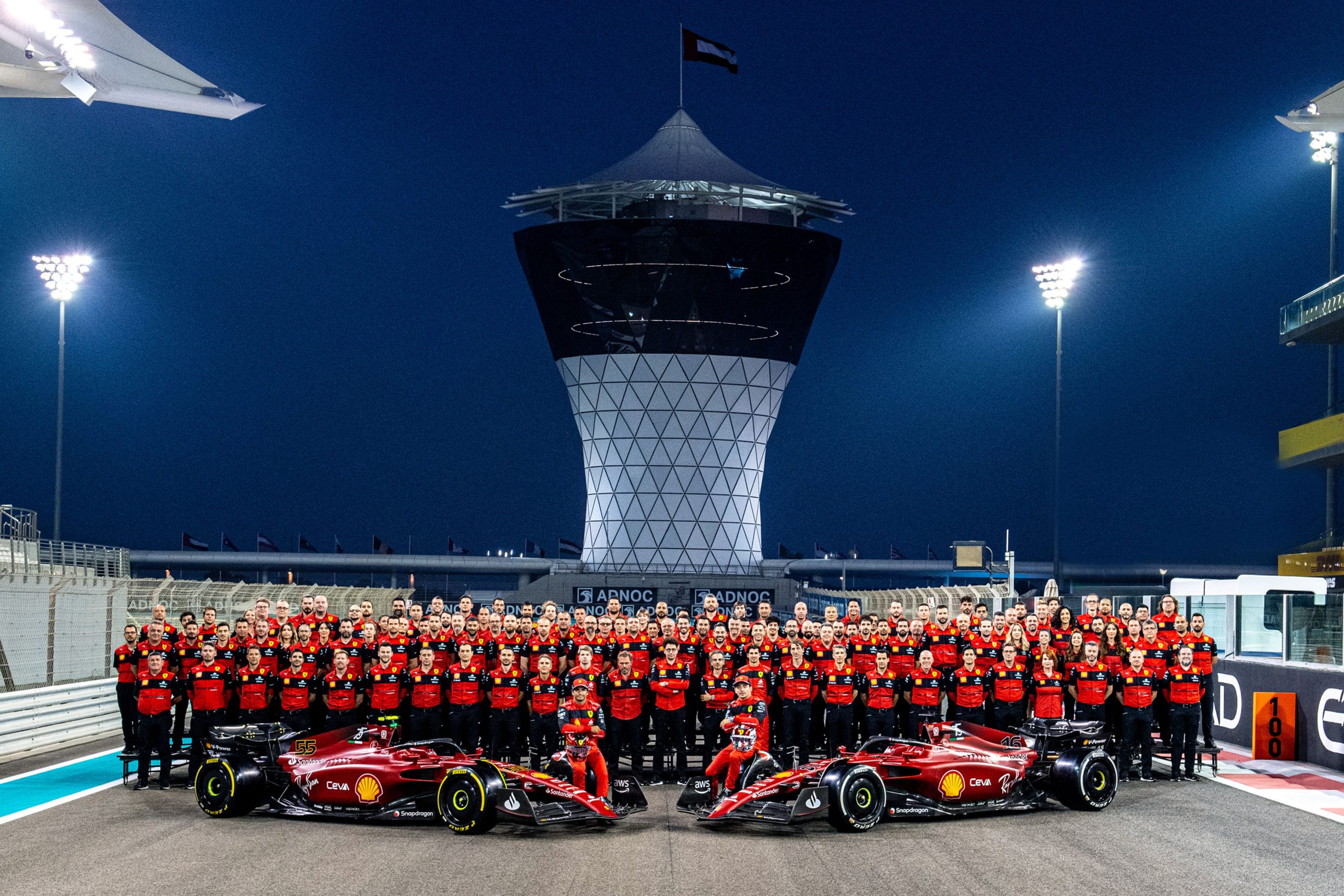 découvrez tout sur le gp d'abu dhabi de formule 1, une course palpitante qui clôture la saison, avec des informations sur les équipes, les pilotes, et les moments forts de cet événement spectaculaire.