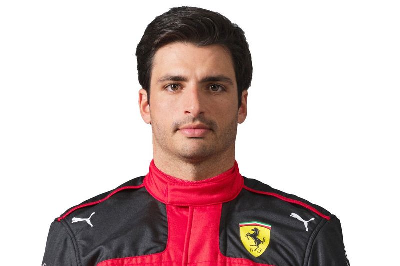 découvrez le parcours et les réalisations de carlos sainz, directeur des pilotes en formule 1, ainsi que son impact sur le monde de la course automobile. plongez dans son expertise, sa vision stratégique et son engagement envers le développement des talents en f1.