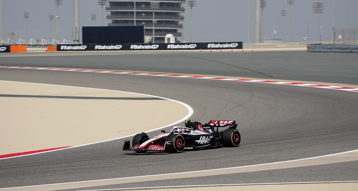 découvrez les dernières informations sur les essais de formule 1 à bahreïn, marqués par une coupure d'électricité inattendue. plongez au cœur des événements, des réactions des pilotes et des enjeux pour les équipes. restez informé sur les conséquences de cet incident sur la préparation de la saison.