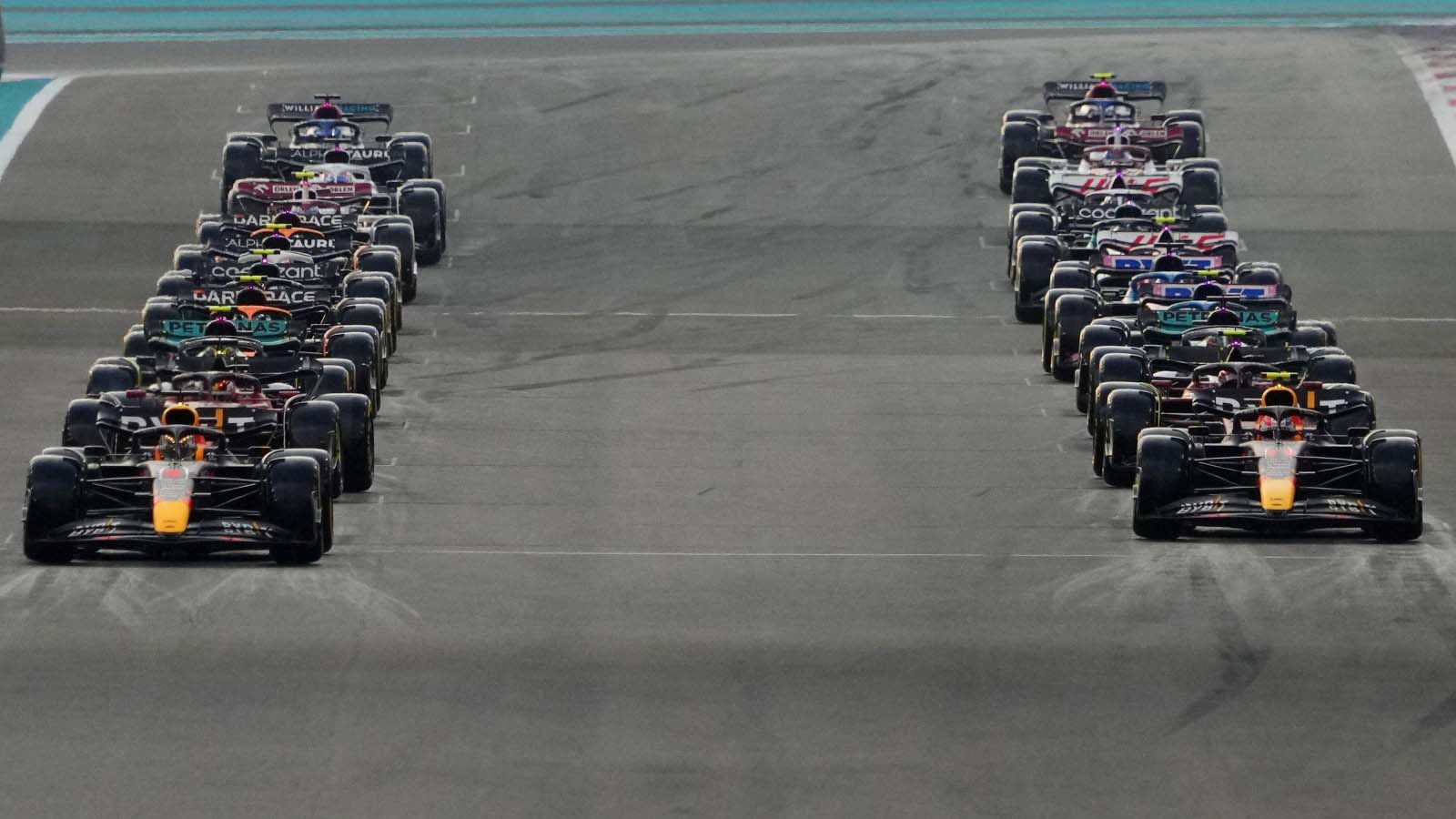 découvrez tout sur le lancement de la saison f1 2023 ! analyse des équipes, des pilotes et des circuits emblématiques, ainsi que les nouveautés qui promettent de rendre cette saison inoubliable. restez informés des dernières actualités et des moments forts de la formule 1.