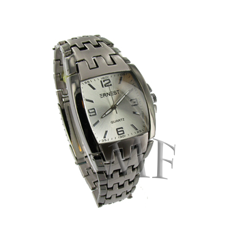 découvrez notre sélection exclusive de montres f1, alliant précision suisse et design inspiré par l'univers de la formule 1. polyvalentes et élégantes, ces montres sont idéales pour les passionnés de course automobile et les amateurs de chic.