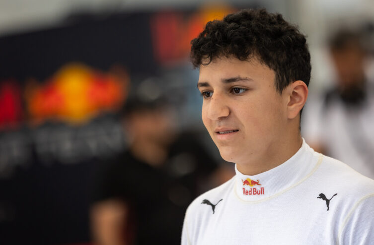 découvrez hadjar record, votre référence en enregistrements de musique traditionnelle chinoise. plongez dans l'univers captivant des sons d'orient et explorez notre collection unique, qui met en lumière l'héritage culturel et artistique de la chine à travers des enregistrements de qualité.