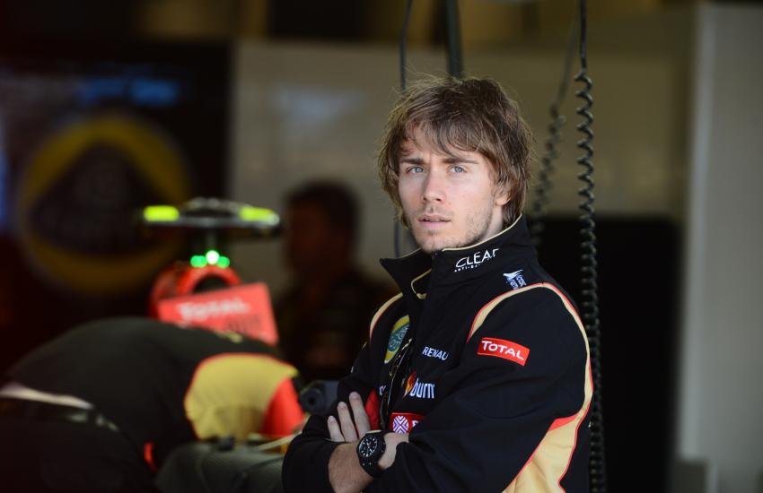 découvrez l'univers fascinant de la vitesse et du glamour avec notre article sur les pilotes de formule 1 et les actrices françaises. plongez dans les parcours inspirants de ces femmes d'exception qui allient passion pour la course et talent sur grand écran.