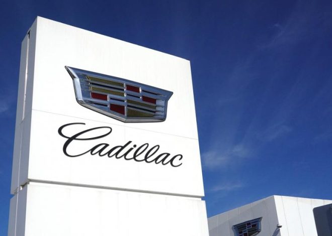 Cadillac F1 dévoile une sélection de &lsquo;sept ou huit pilotes&rsquo; potentiels pour ses monoplaces de 2026