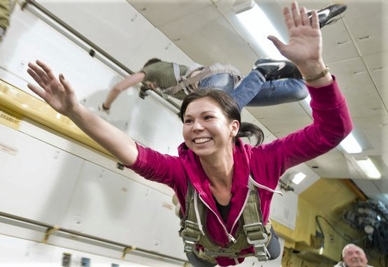 Une femme de champion du monde de Formule 1 victime d&rsquo;un vol à Londres : 300.000 euros de produits de luxe dérobés