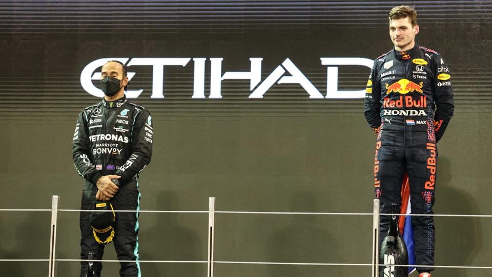 découvrez les dernières menaces qui pèsent sur la formule 1, des enjeux environnementaux aux défis de la sécurité, en passant par les rivalités entre équipes. plongez au cœur des tensions et des dérives qui pourraient bouleverser l'avenir de ce sport emblématique.