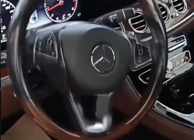 Mercedes s&rsquo;écarte du peloton : une journée difficile qui marque un tournant