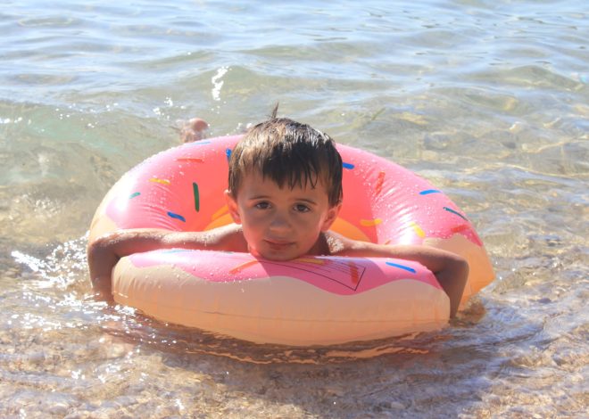 Sous la pluie, Norris triomphe dans une course sprint pleine de rebondissements