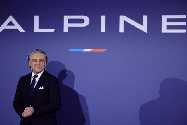 découvrez l'engagement fort de luca de meo pour alpine, marqué par sa vision audacieuse et son dévouement à l'innovation automobile. plongez dans l'univers de la marque et ses projets futurs, reflétant passion et performance.