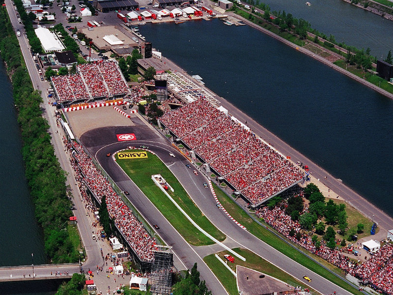 découvrez le circuit de montréal pour la f1, un événement incontournable qui allie vitesse, adrénaline et passion. revivez les moments forts des courses sur ce célèbre tracé situé au cœur de la ville, tout en explorant les attractions locales et l'ambiance festive qui entoure cette compétition de renommée mondiale.