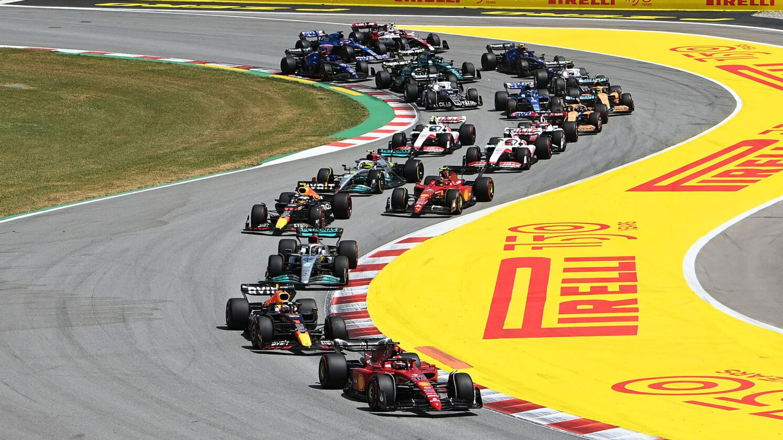 découvrez les horaires et les chaînes diffusant le gp d'autriche de formule 1. ne manquez aucune des actions palpitantes de cette course emblématique. informez-vous sur les meilleures façons de suivre cet événement incontournable du calendrier f1.