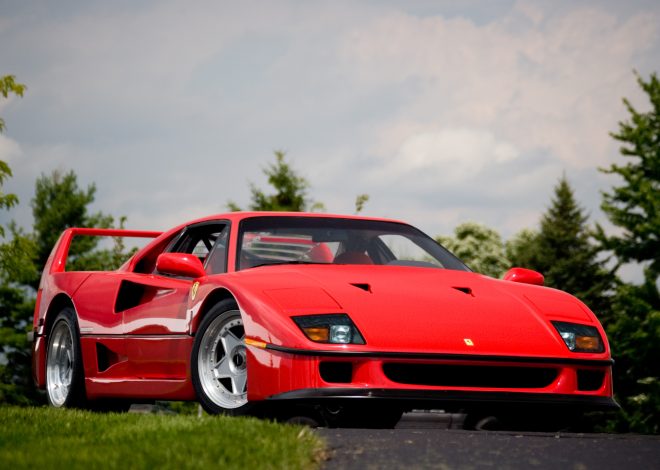 Un passionné modifie sa Ferrari LEGO de Formule 1 en vaisseau spatial Star Wars, surpassant même une McLaren !