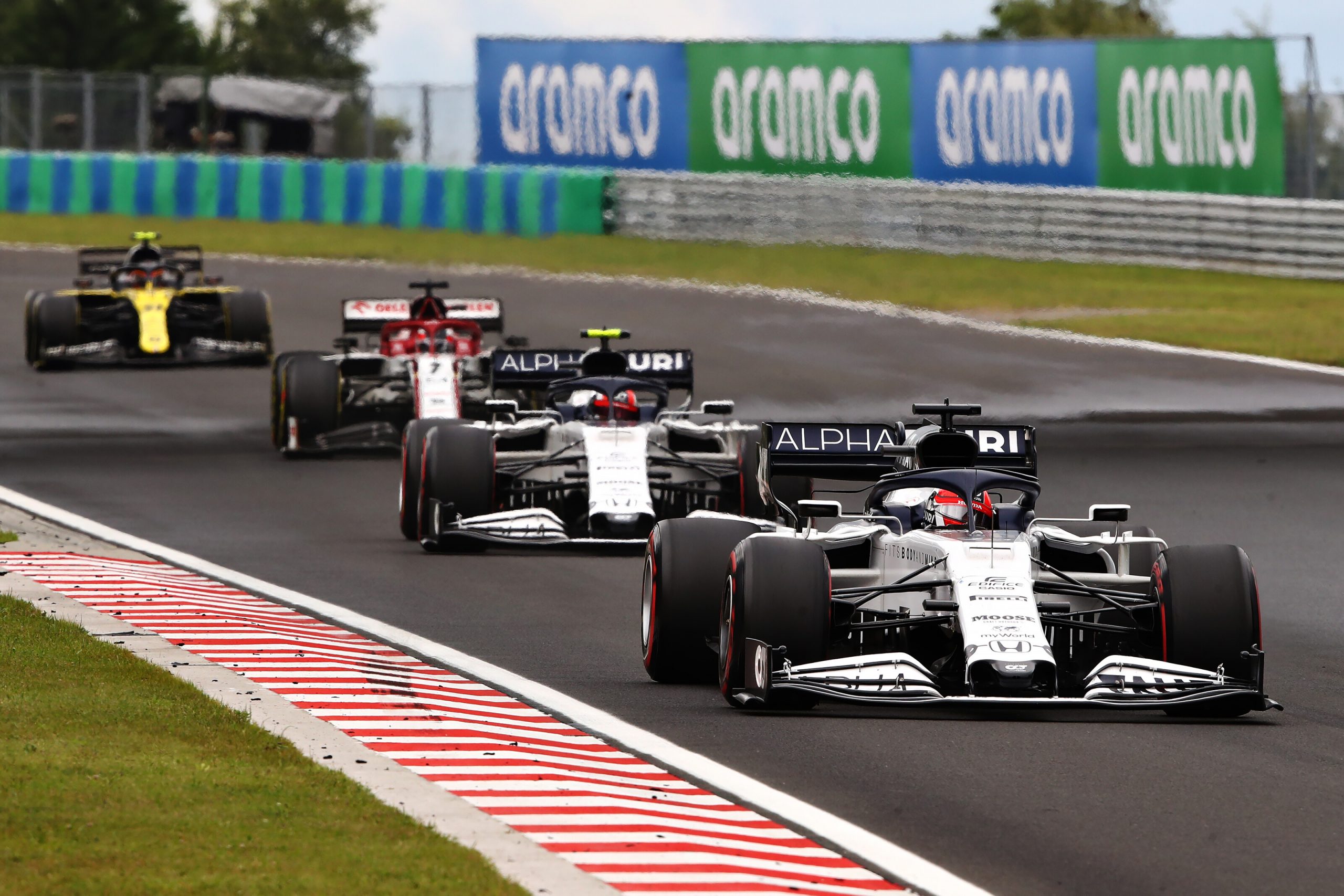 découvrez les origines et l'histoire des racines des équipes de f1, de leurs débuts aux succès internationaux. plongez dans l'évolution des écuries emblématiques du championnat du monde de formule 1.