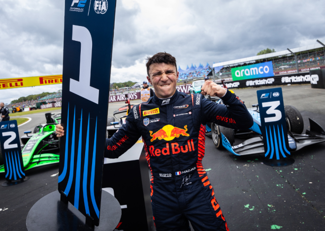 F1 – Red Bull : Mekies encourage Hadjar à continuer sa progression
