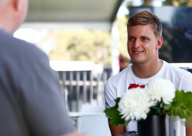 Formule 1 : Victor Martins, pilote français d&rsquo;endurance chez Alpine, rejoint aussi Williams en tant que pilote d’essai