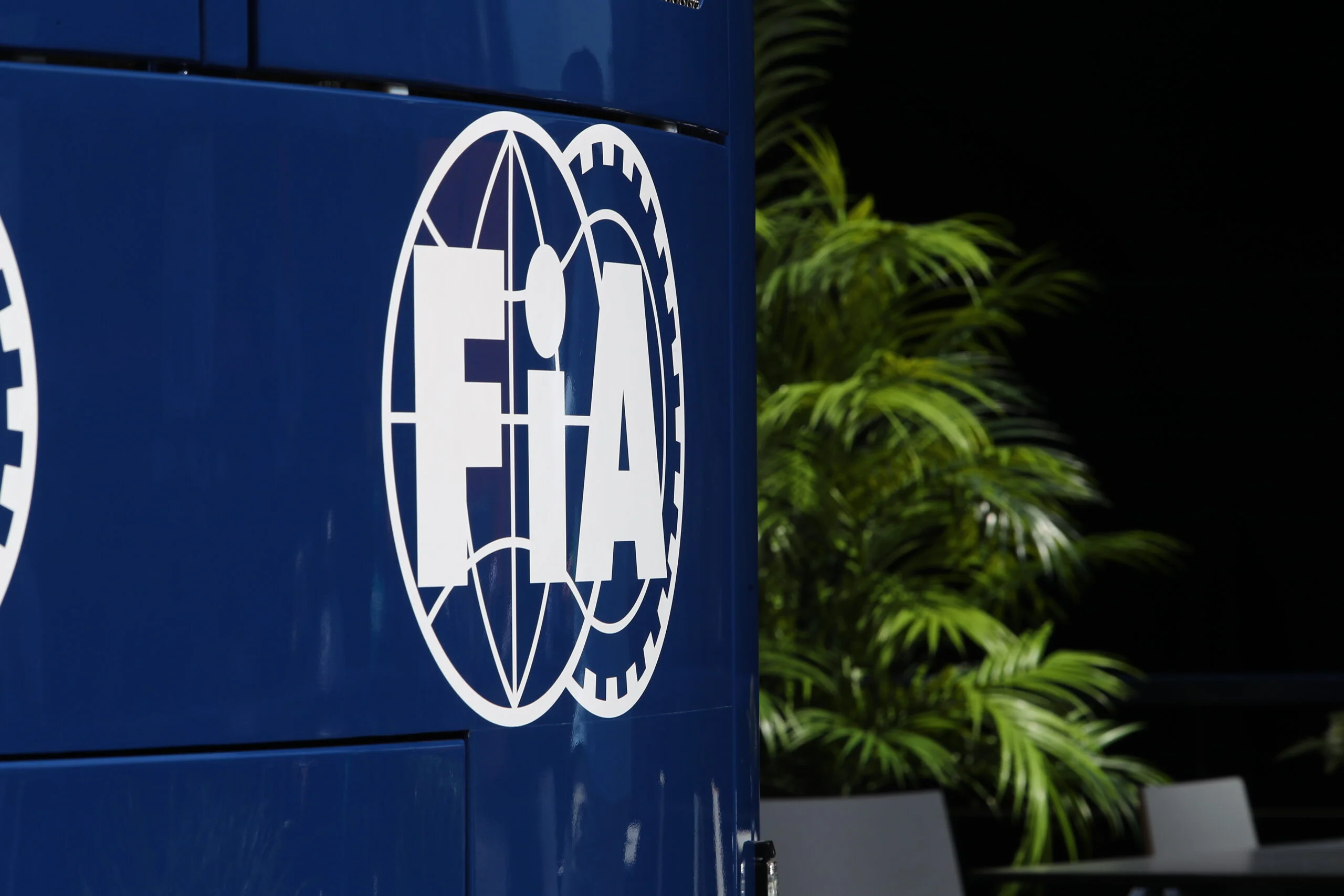 découvrez l'attribution officielle des numéros des pilotes pour la saison de f1 2026 et suivez vos favoris tout au long de la compétition.