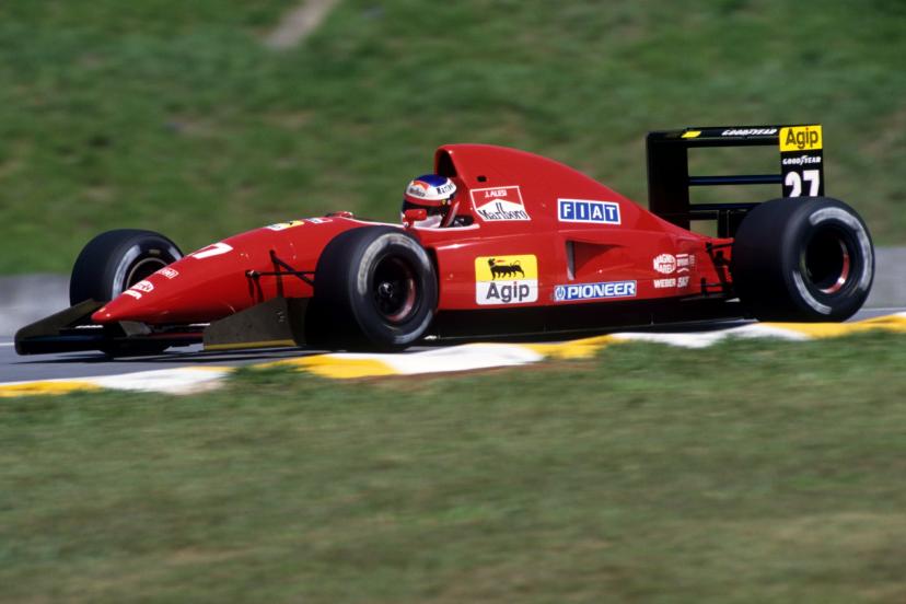 Formule 1 : Un spectacle saisissant avec trois monoplaces alignées à 320 km/h en bout de ligne droite