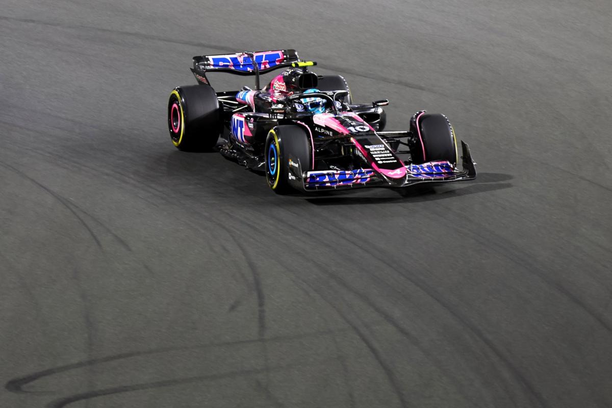 suivez les dernières évolutions en f1 : piastri impressionne, verstappen frôle la chute, tandis que gasly rencontre des difficultés.