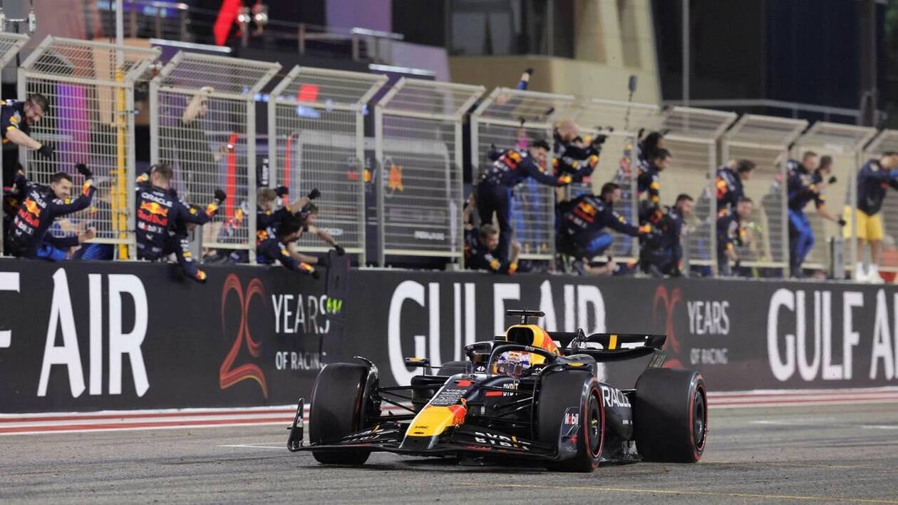 russell domine les qualifications du sprint en chine, affirmant sa position de favori pour la course.