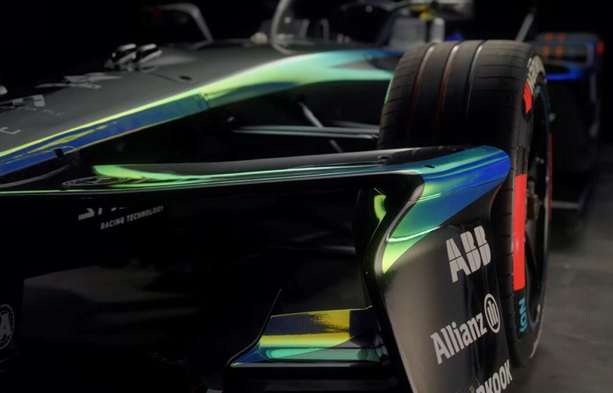 découvrez comment wolff influence l'évolution de la formule 1 à travers l'innovation et la compétition en formule e, source d'inspiration pour le futur du sport automobile.