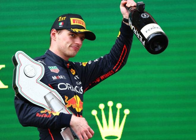 Formule 1 : Verstappen révèle comment il a sollicité une &lsquo;permission spéciale&rsquo; auprès de son ingénieur de course pour un coup audacieux