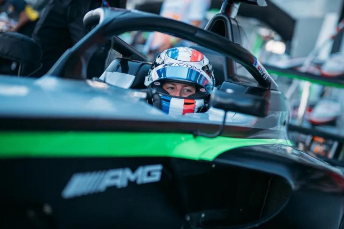 Mercedes : Doriane Pin partage son expérience unique et inoubliable au volant d’une Formule 1