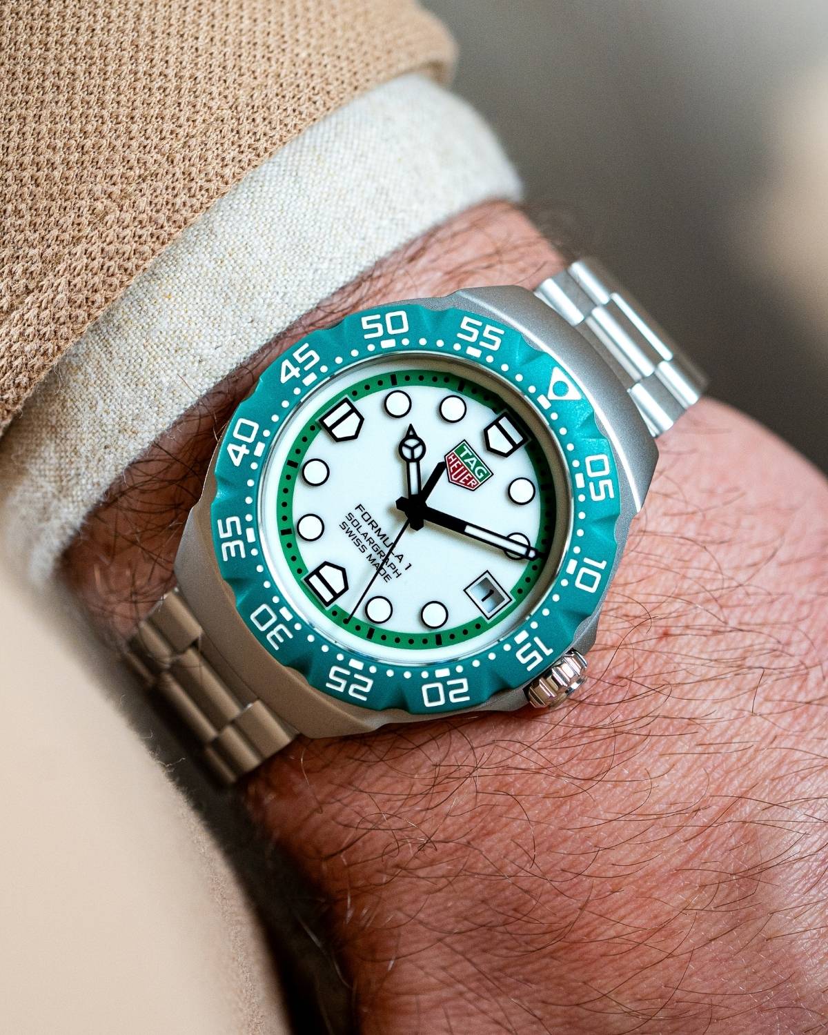 TAG Heuer réinvente sa collection Formula 1 Solargraph pour un style féminin pluriel