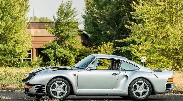 découvrez les détails d'un accident terrifiant en formule 1 impliquant une porsche, avec les circonstances, les conséquences et les réactions des pilotes.