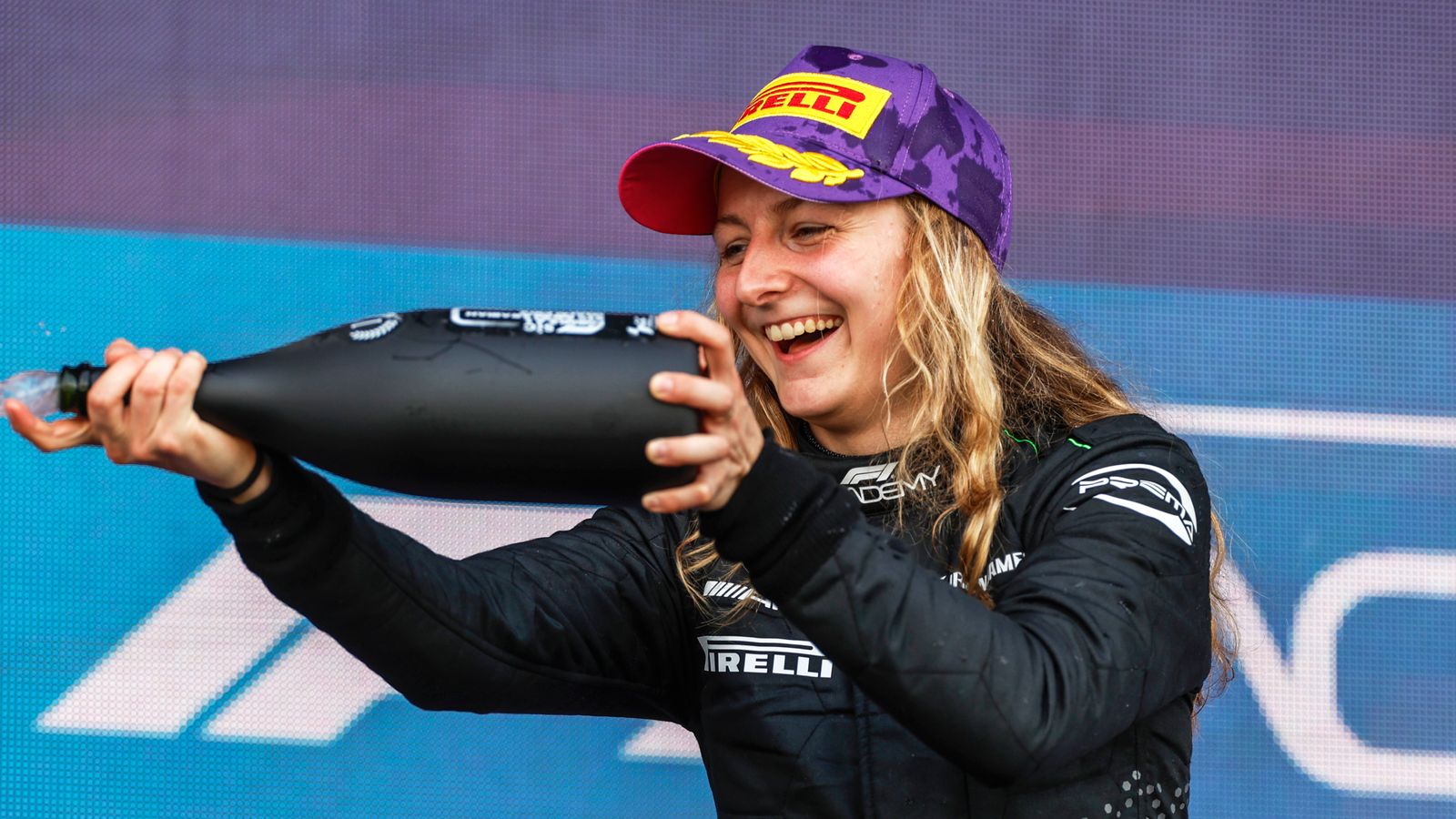 découvrez comment doriane pin prouve que le talent prime sur le genre en formule 1, redéfinissant les standards et inspirant une nouvelle génération.