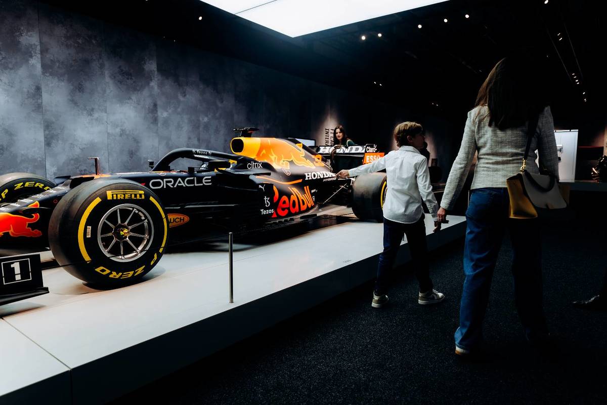 découvrez l'exposition f1 prestigieuse à mulhouse, un événement incontournable pour les passionnés de formule 1 avec des voitures emblématiques et des animations exclusives.