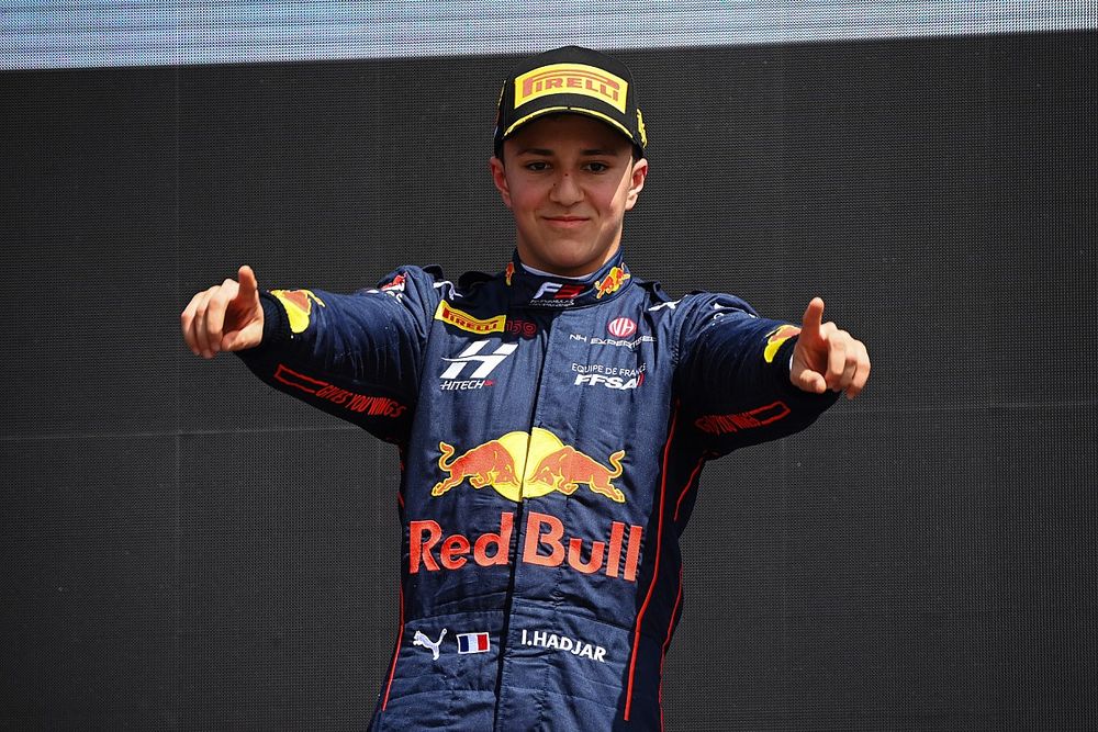 isack hadjar prêt pour un grand prix de france historique : découvrez les ambitions et préparatifs du jeune pilote avant cette étape clé de la saison.