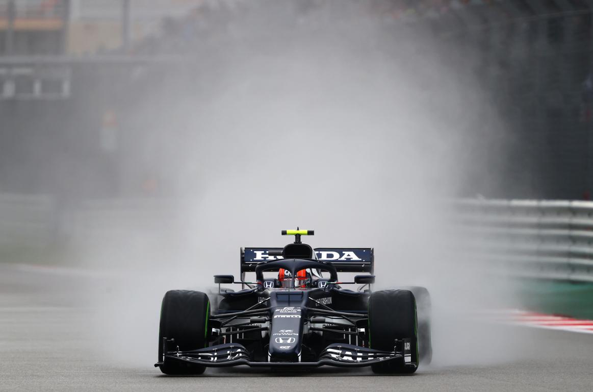 découvrez comment gasly brille en formule 1 grâce à des réglages clés qui optimisent ses performances sur la piste.