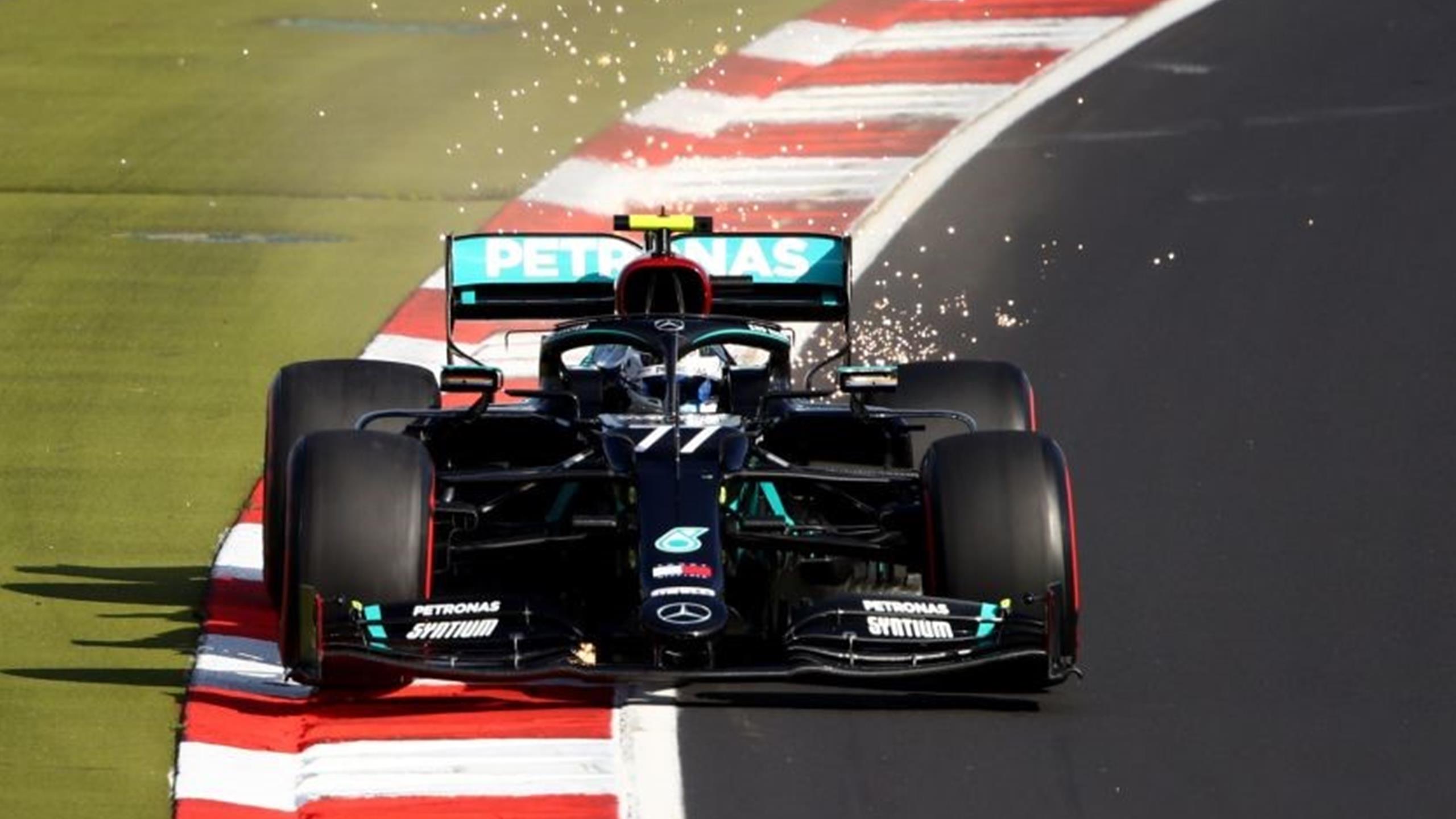 toto wolff met en garde après les récents revers rencontrés par mercedes, soulignant les défis à venir pour l'équipe.