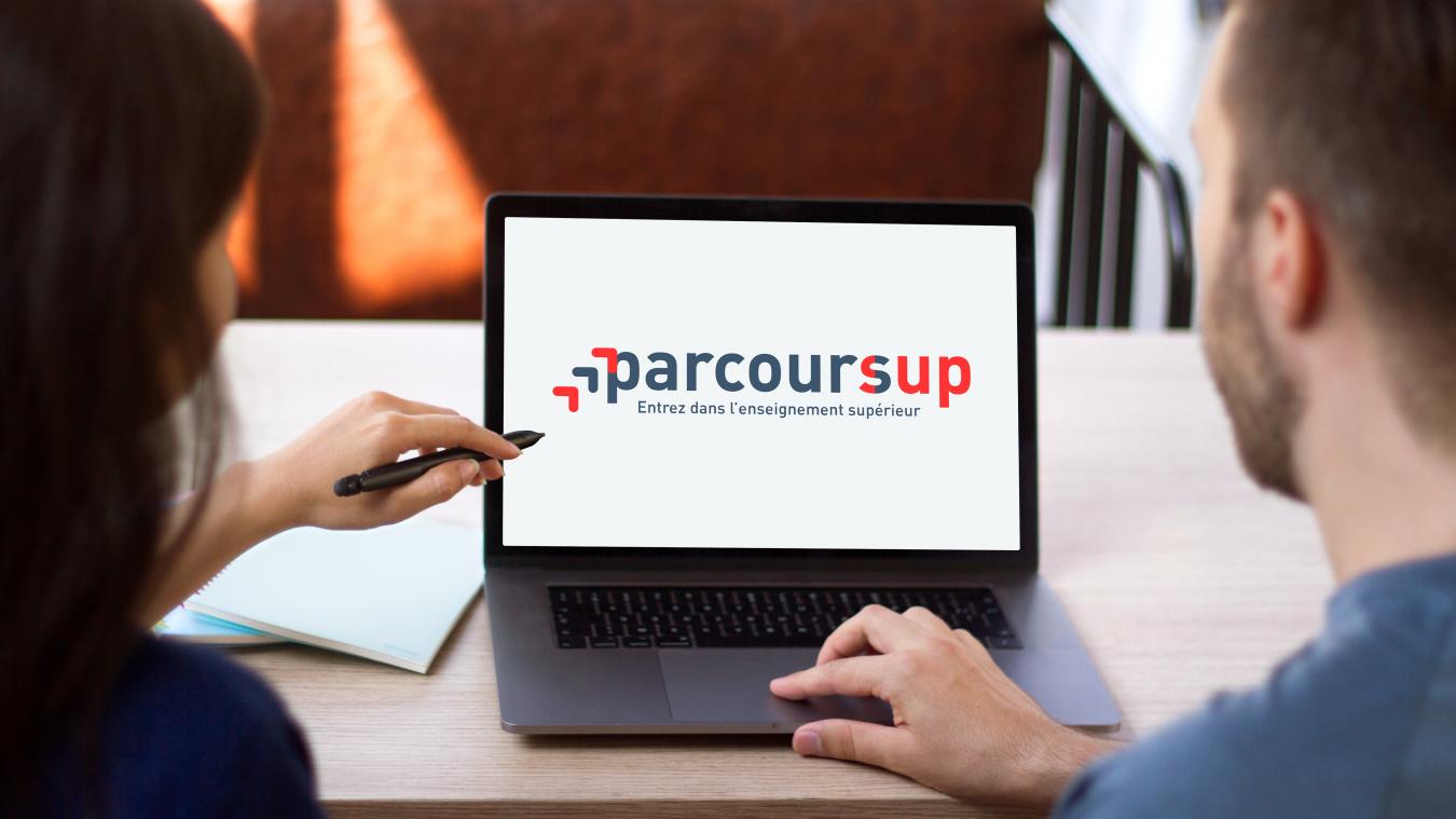 « Parcoursup en suspens : l’intense attente des lycéens avant l’annonce des résultats »